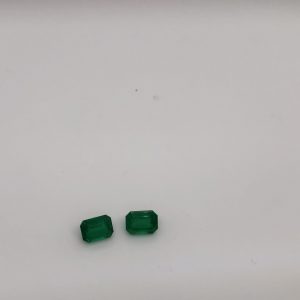 Natural emerald octagon gemstone, 2.84 carats, 8x6 mm, rich green color. Untreated and cut in India, perfect for jewelry. May birthstone. Origin: Zambia.