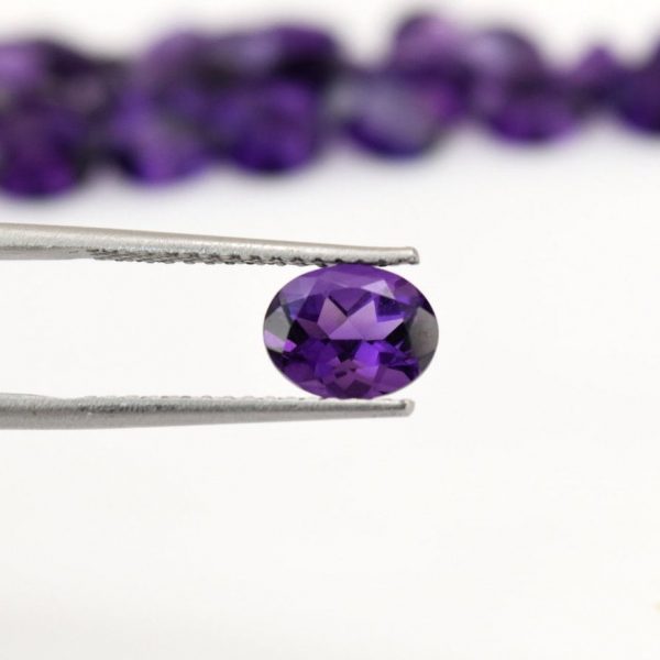 Natural amethyst oval, 1.36 - 1.89 carats, 9 x 7 mm, transparent, VVS quality, untreated, February birthstone, from Africa.