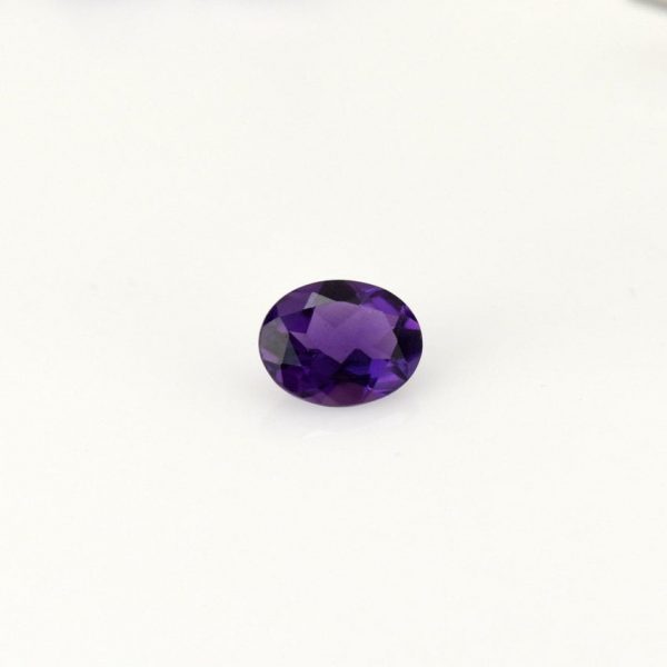 Natural amethyst oval, 1.36 - 1.89 carats, 9 x 7 mm, transparent, VVS quality, untreated, February birthstone, from Africa.